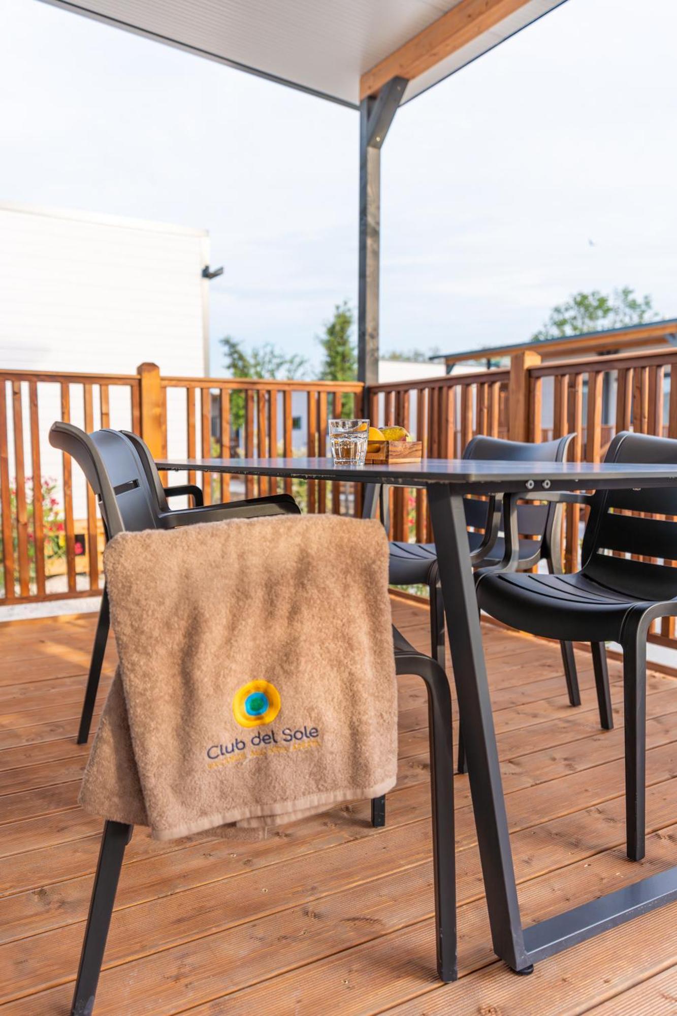 Club Del Sole Romagna Family Resort Ричоне Екстериор снимка