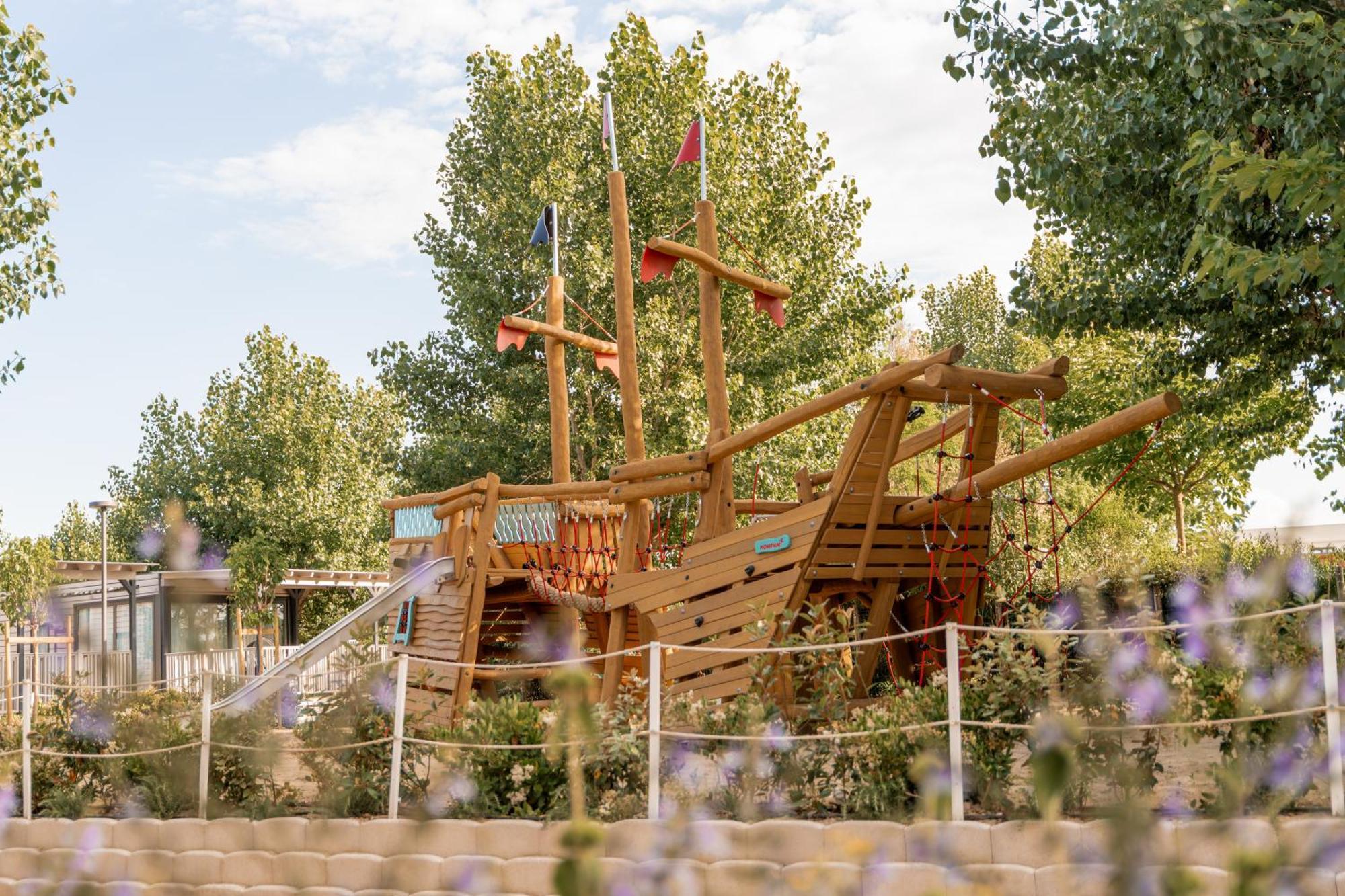 Club Del Sole Romagna Family Resort Ричоне Екстериор снимка